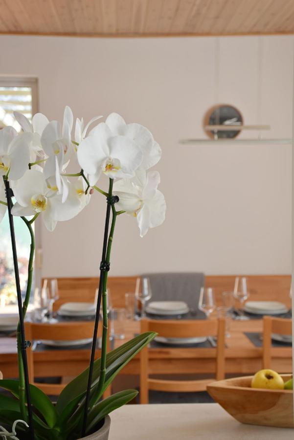 Holiday Home Znojmo W/ Wellness & Wine Bagian luar foto