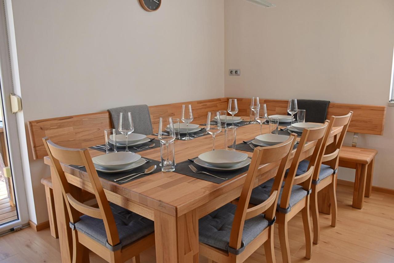 Holiday Home Znojmo W/ Wellness & Wine Bagian luar foto