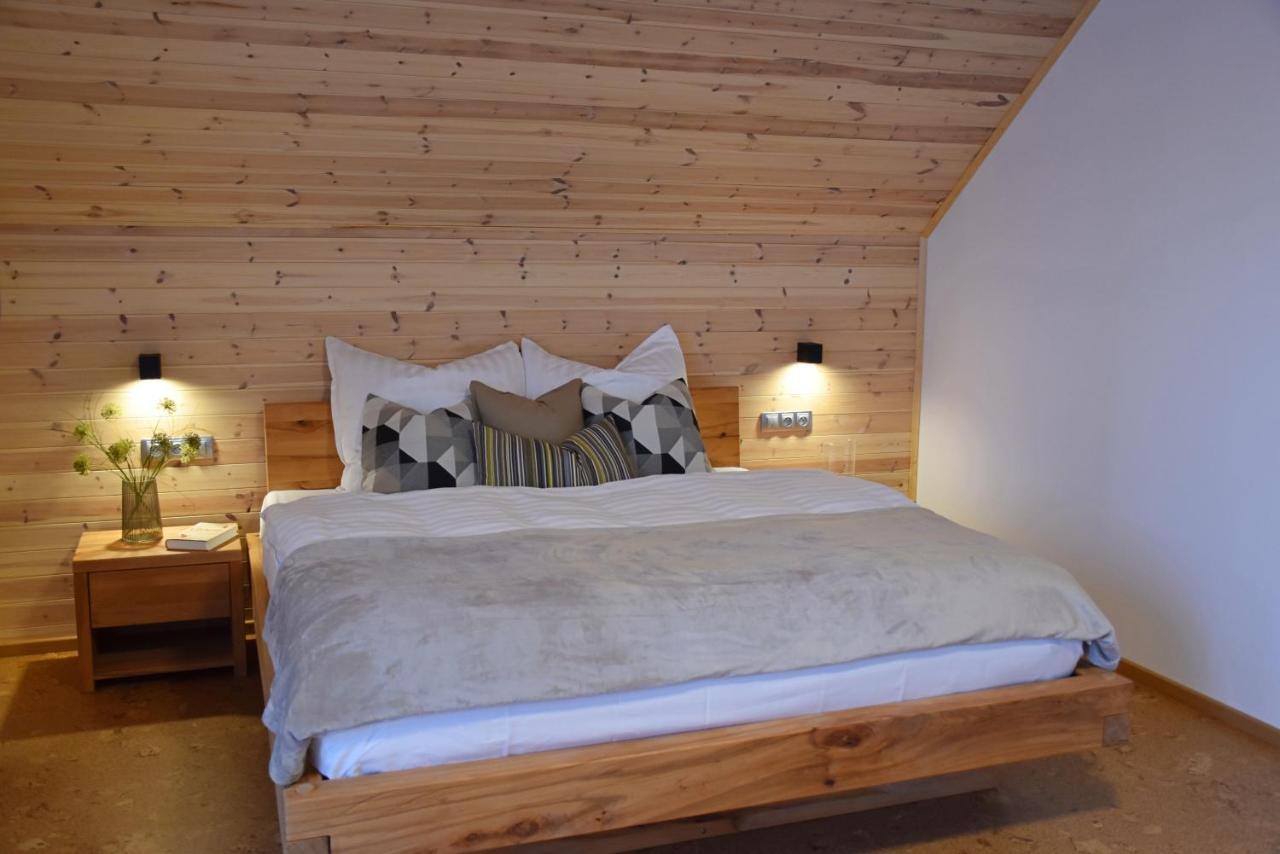 Holiday Home Znojmo W/ Wellness & Wine Bagian luar foto