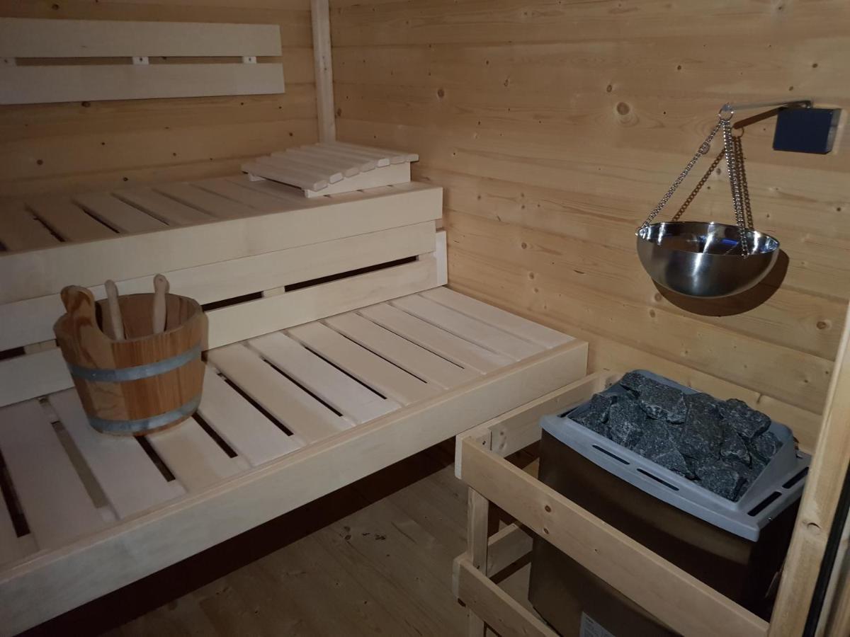 Holiday Home Znojmo W/ Wellness & Wine Bagian luar foto